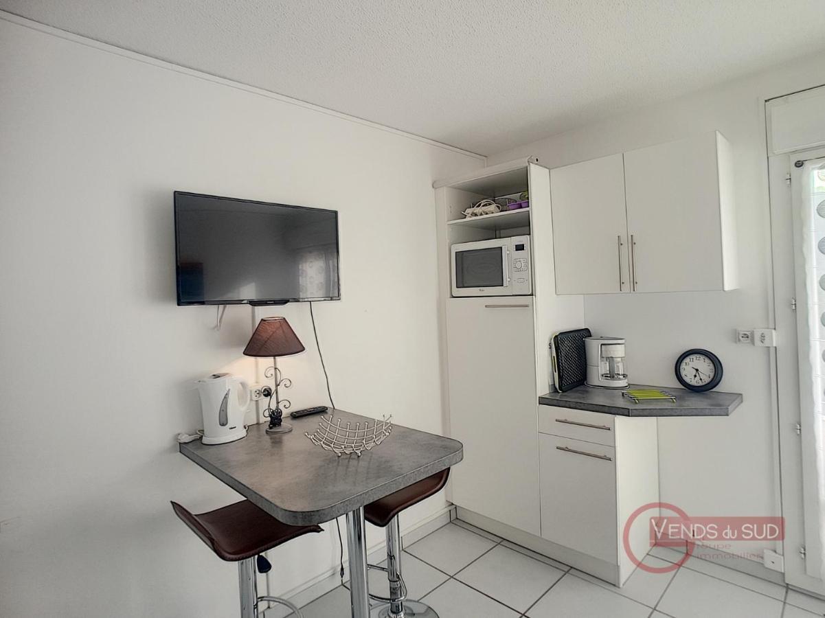 Studio Renove Avec Balcon, Animaux Acceptes, Wifi, A 650M Des Thermes - Fr-1-451-92 Lamalou-les-Bains Bagian luar foto